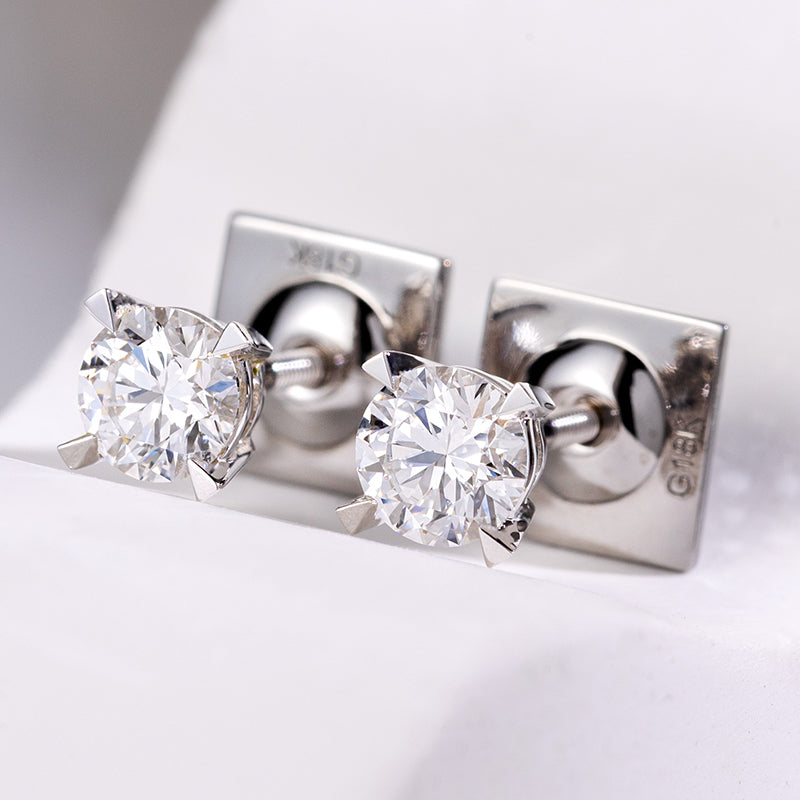 The Duality Round Lab-Grown Diamond stud earrings