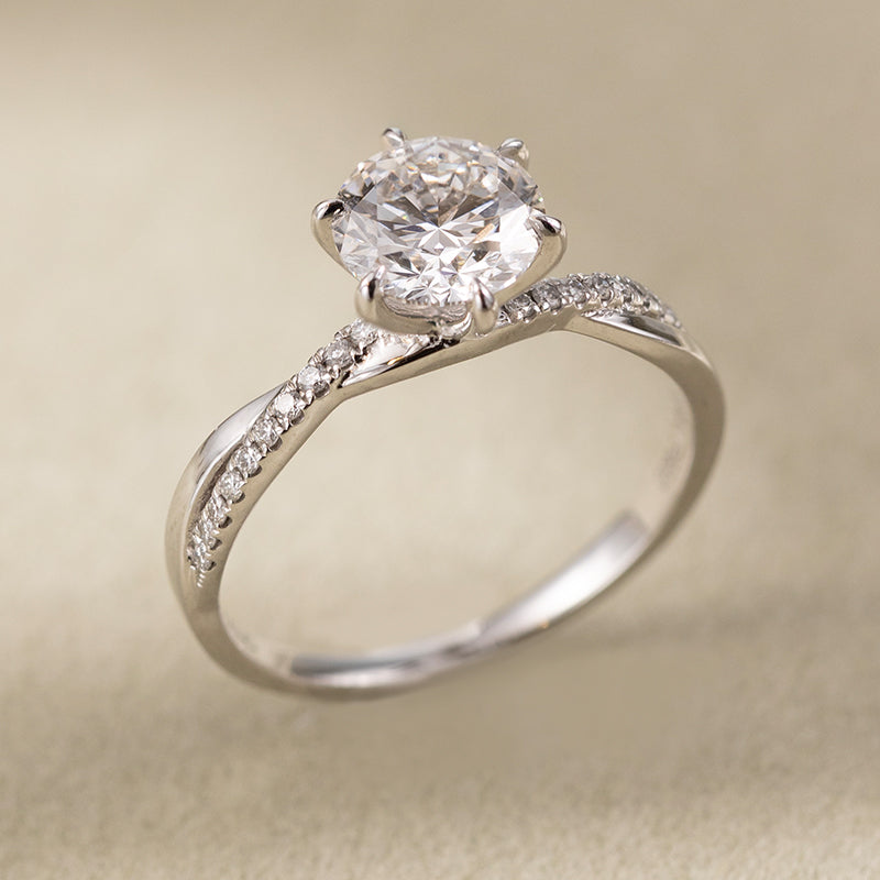 Everlasting Vine Round Lab-Grown Diamond Engagement Ring