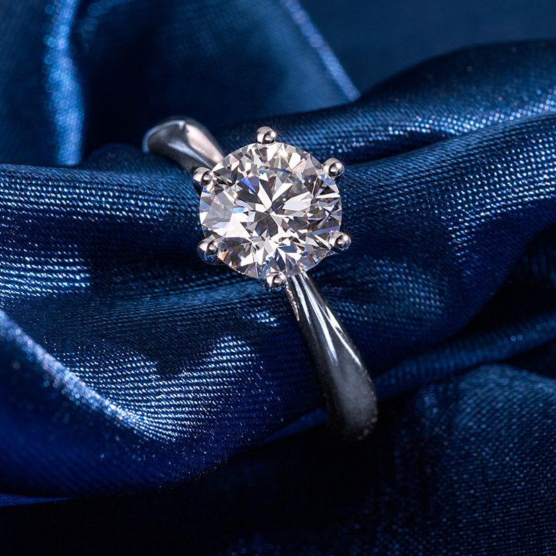 Classic Grace Round Lab-Grown Diamond Engagement Ring