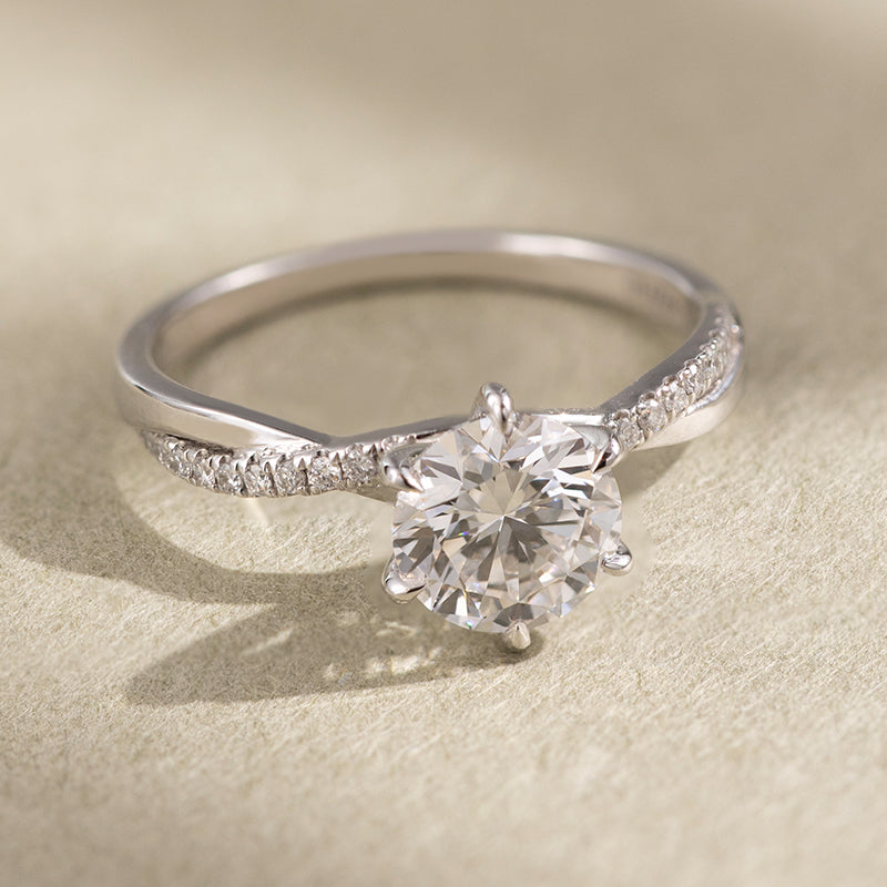 Everlasting Vine Round Lab-Grown Diamond Engagement Ring