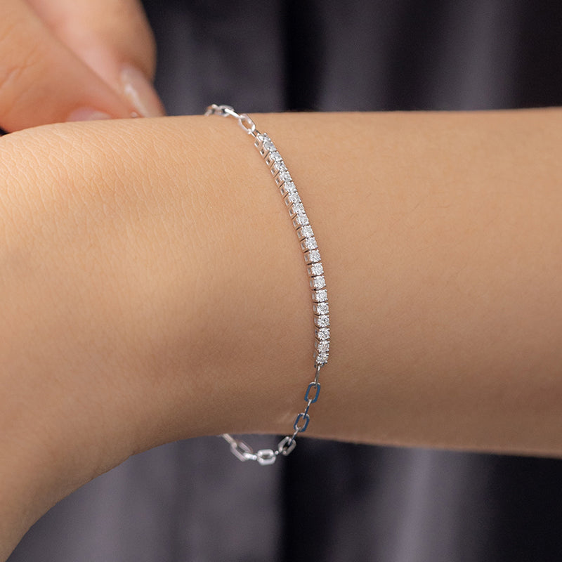 The Signature Smile Round Diamond Tennis Bracelet