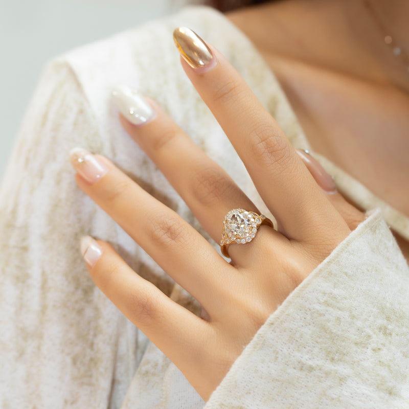 Anna Oval Diamond Engagement Ring